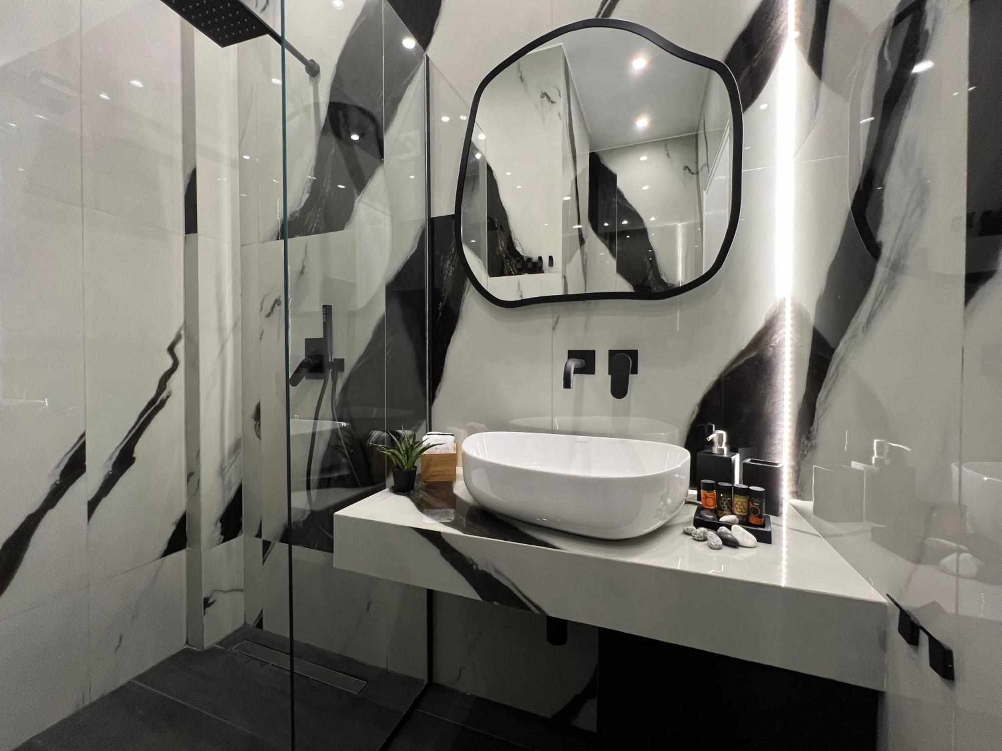 Acropolis Signature Apartment Атина Екстериор снимка